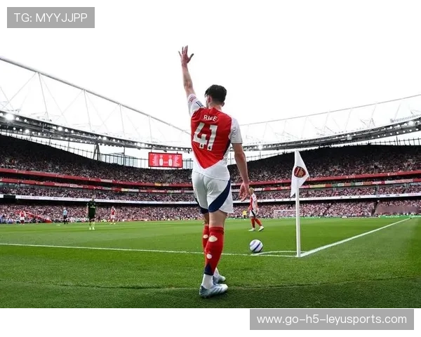 阿森纳赖斯中场控制训练更成熟：未来领袖的崛起之路