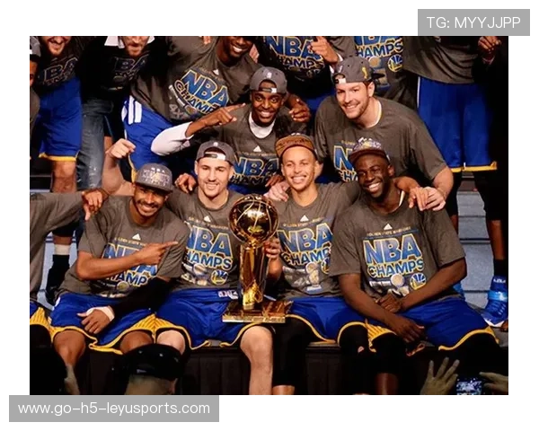 勇士复苏击败太阳，穆迪和库里带队稳步前进，勇士新秀穆迪身高