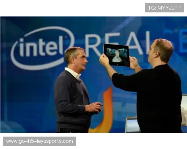 利用增强现实技术提升体育赛事直播观众沉浸感