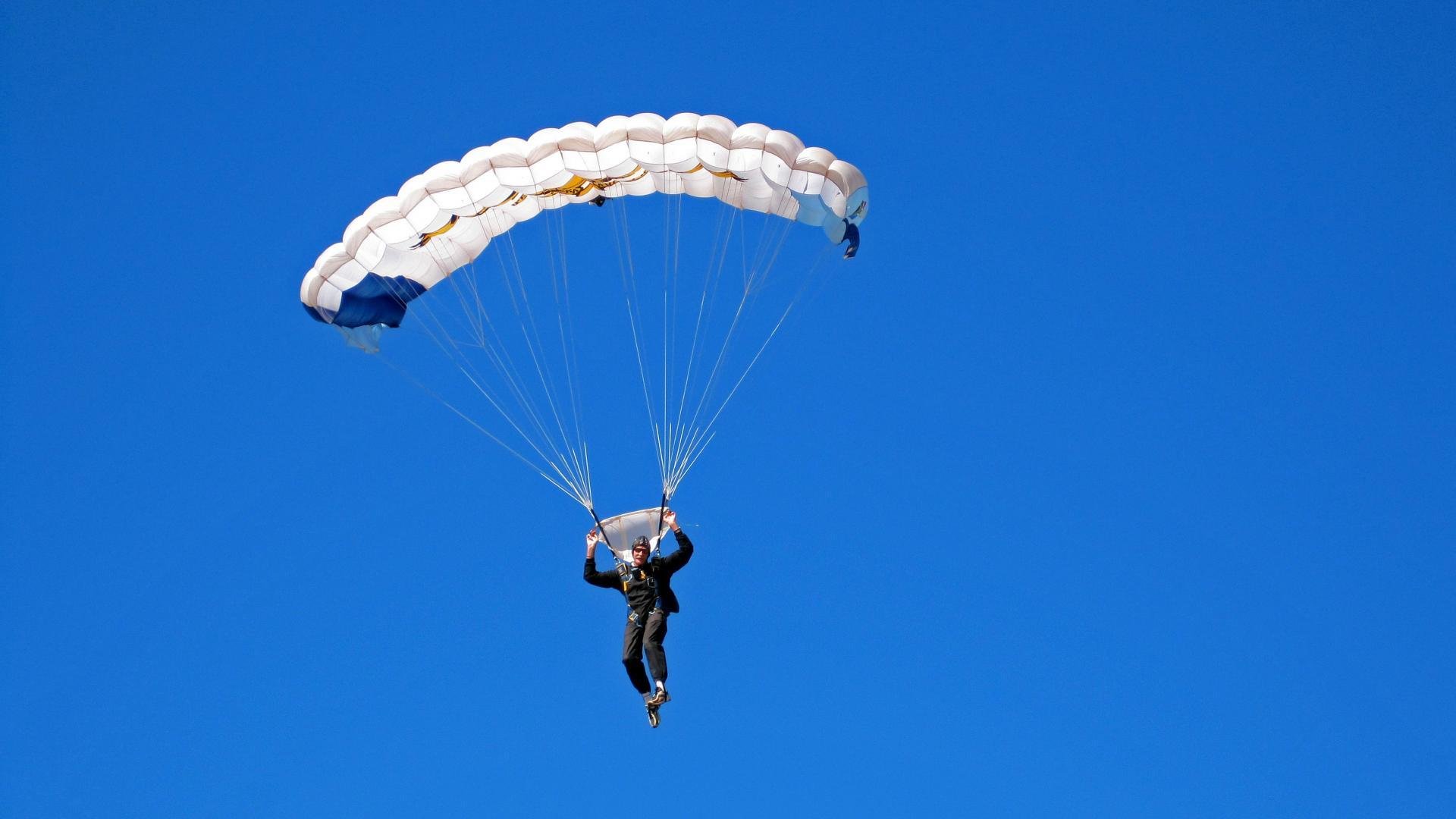 Leyu Sport下载-BLG拼尽全力挑战顶级强队，blg队伍